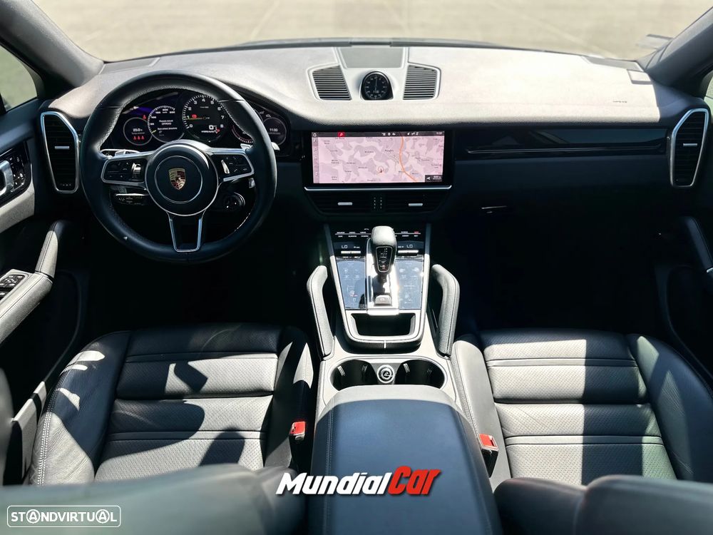 Porsche Cayenne Coupé E-Hybrid - 30