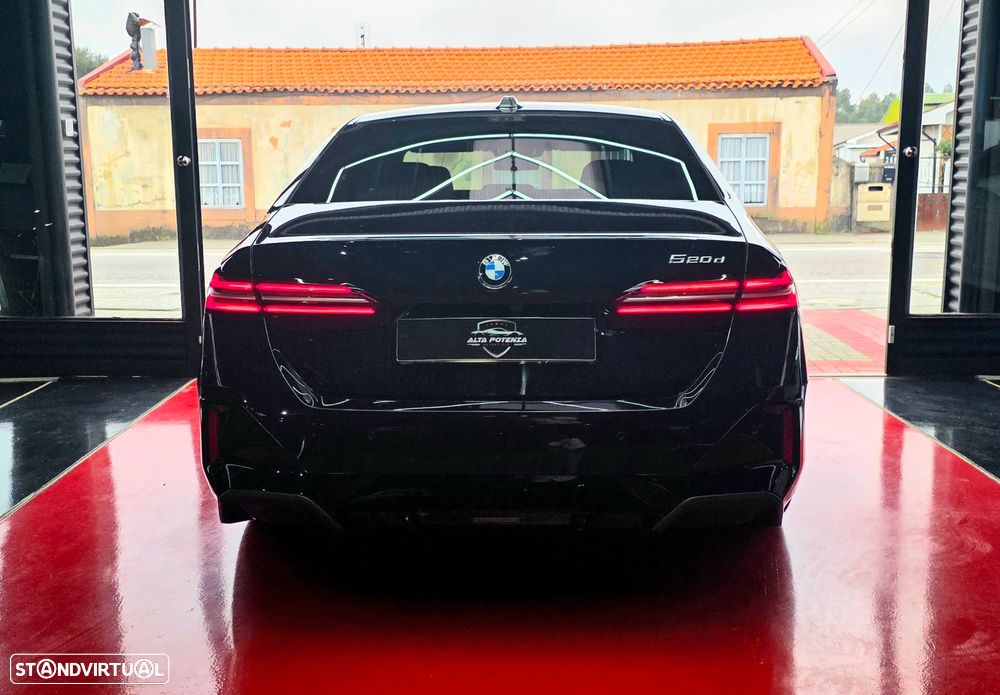 BMW 520 d Pack M Auto - 13