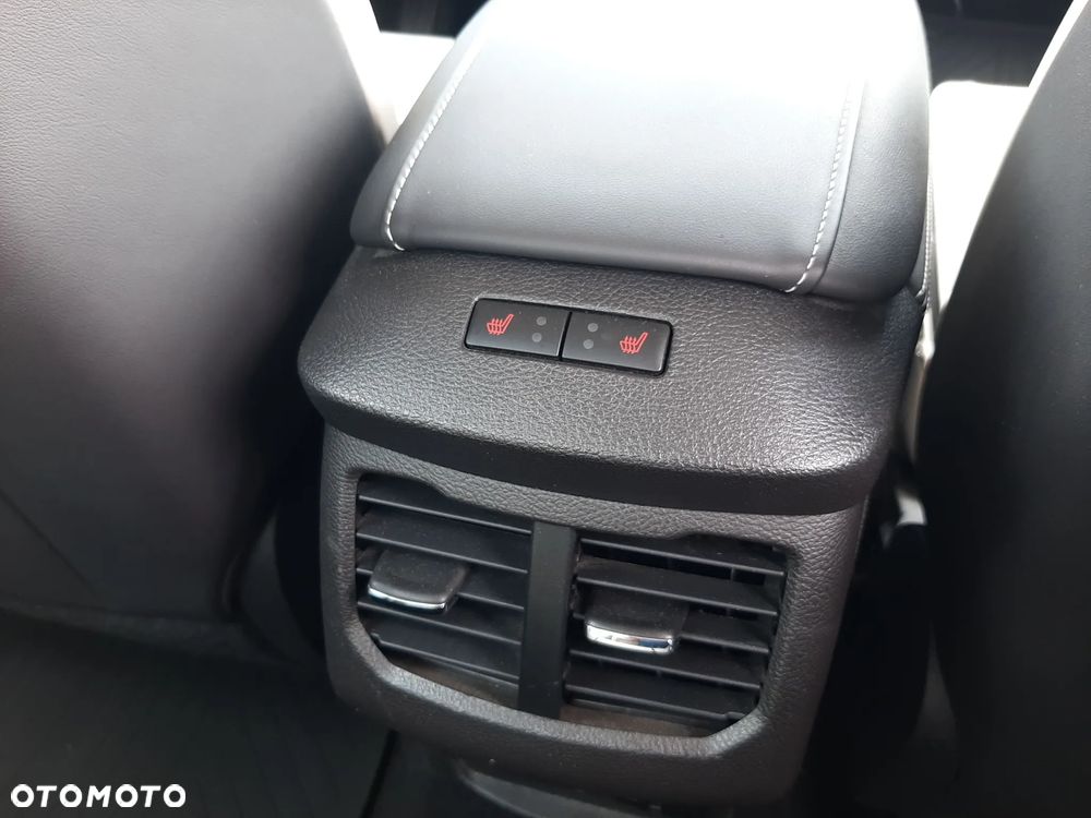 Ford Mondeo 2.0 Hybrid Vignale - 20