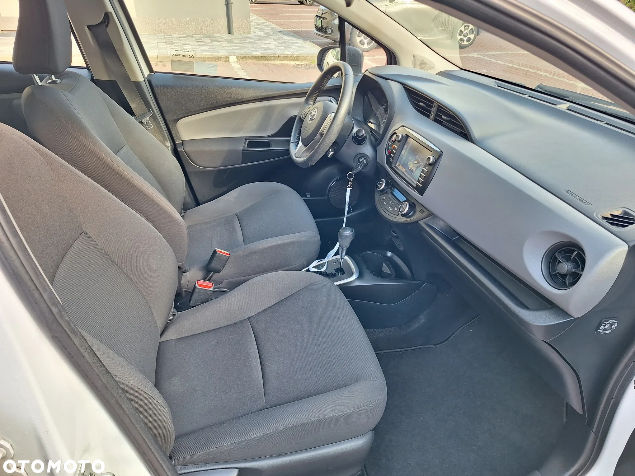 Toyota Yaris - 6