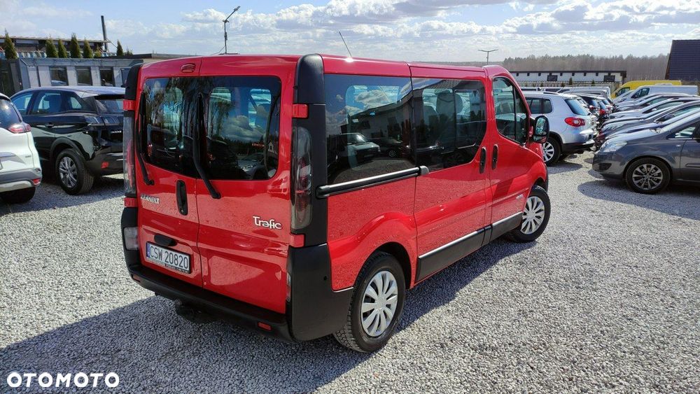 Renault Trafic - 15