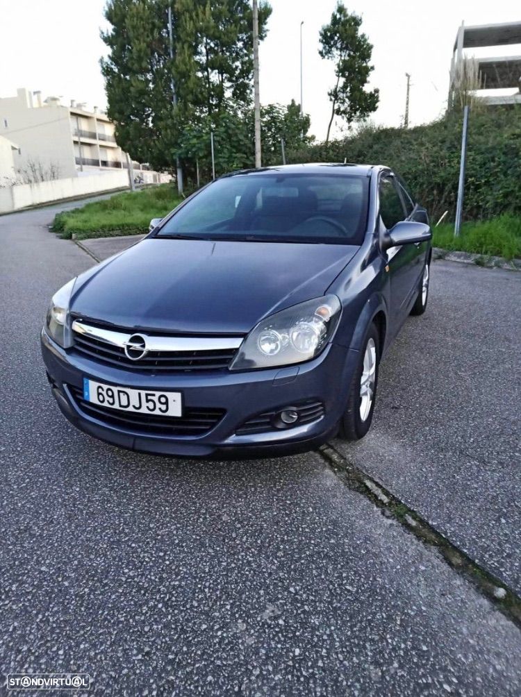 Opel Astra GTC 1.3 CDTi - 1