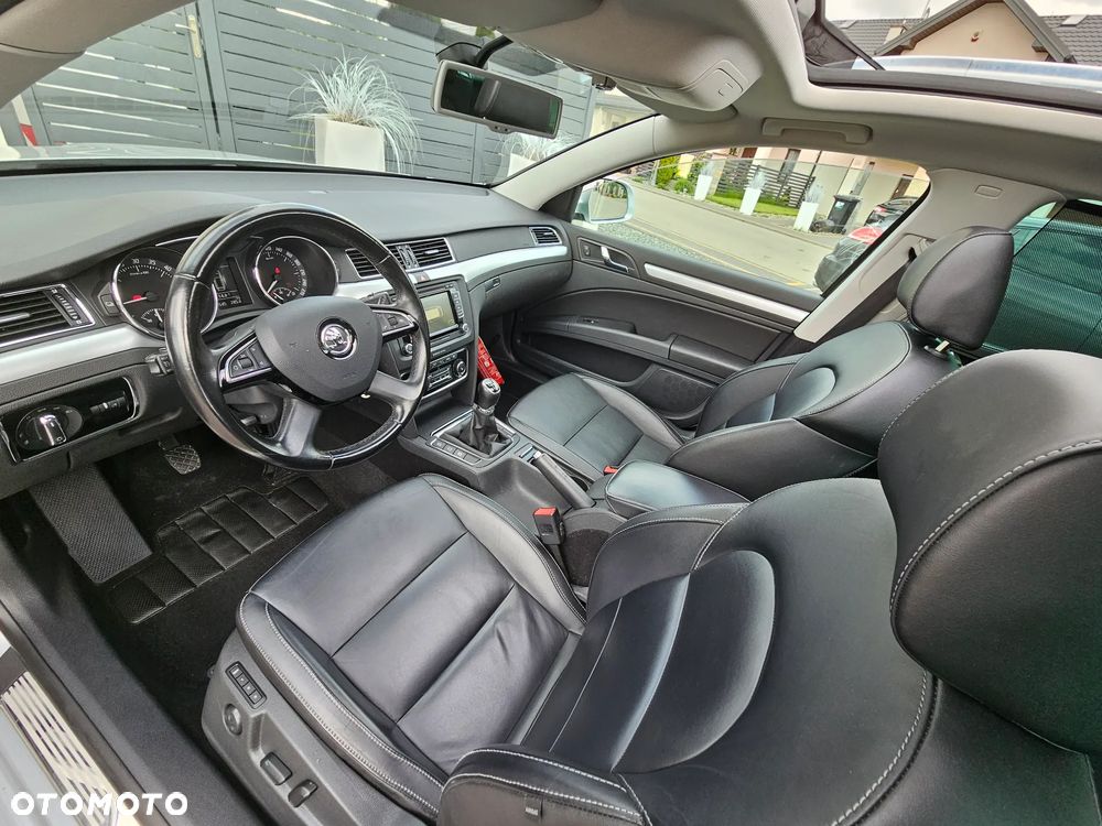 Skoda Superb 1.6 TDI Platinum - 2