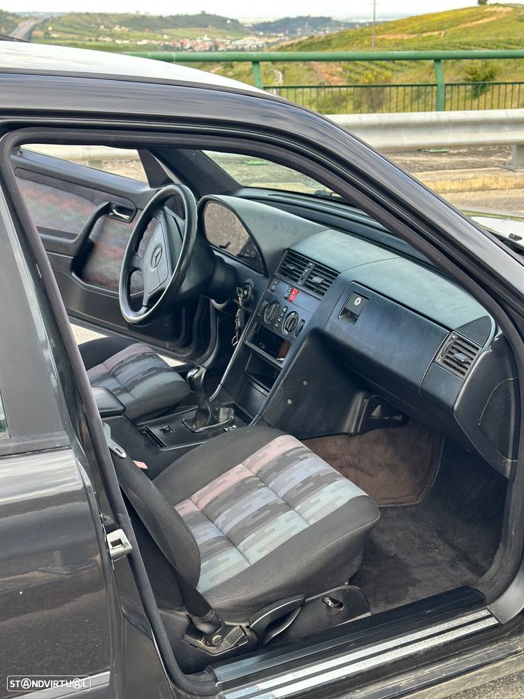 Mercedes-Benz C 220 D - 7