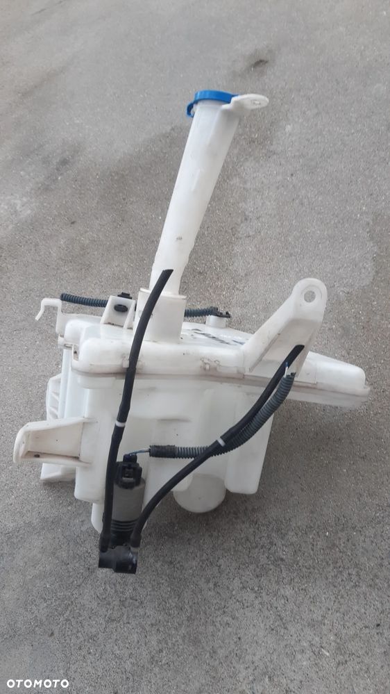 TOYOTA AURIS II 2 LIFT ZBIORNICZEK SPRYSKIWACZY KOMBI 15-18r - 2
