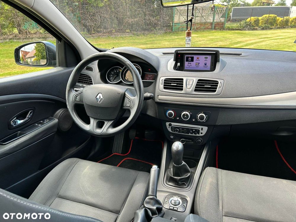 Renault Megane 1.6 Exception - 5