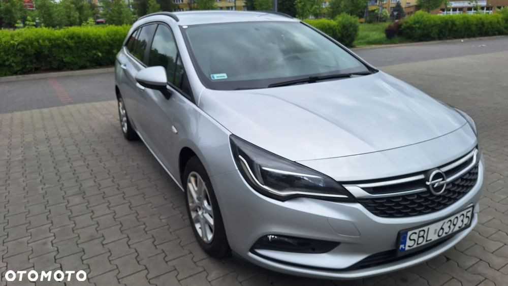 Opel Astra 1.6 CDTI Enjoy S&S - 2