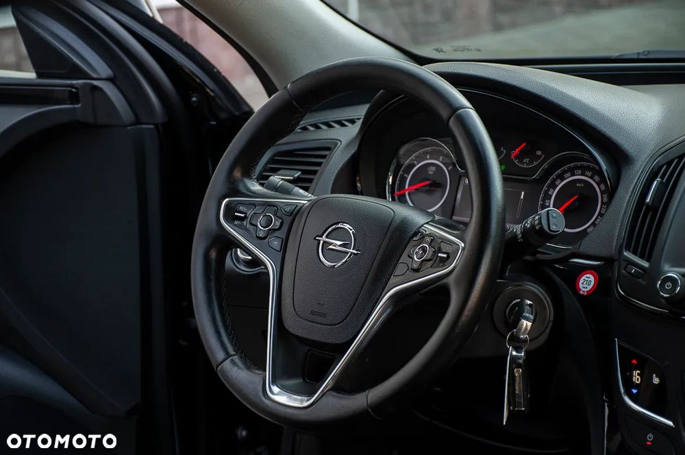 Opel Insignia 2.0 Exclusive - 22