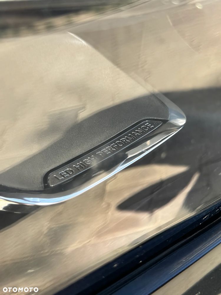 Mercedes-Benz Klasa B 180 AMG Line - 24