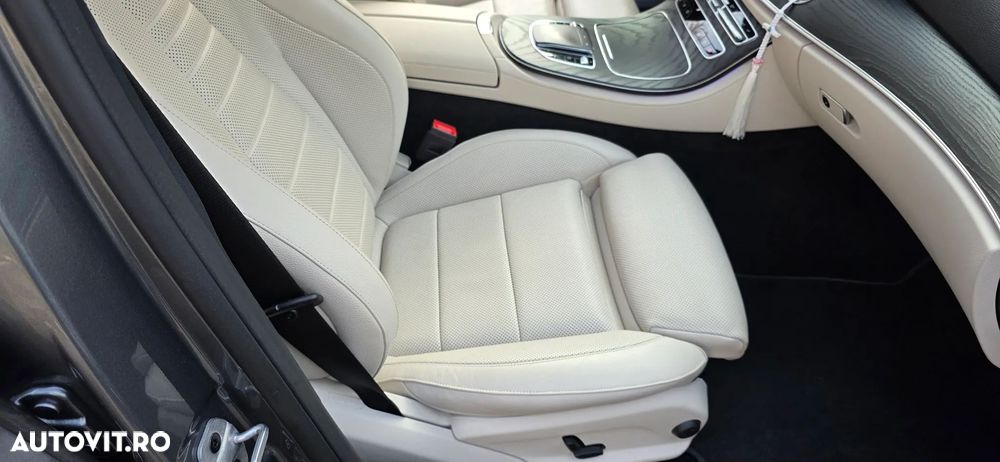 Mercedes-Benz E 300 4MATIC Aut. - 21