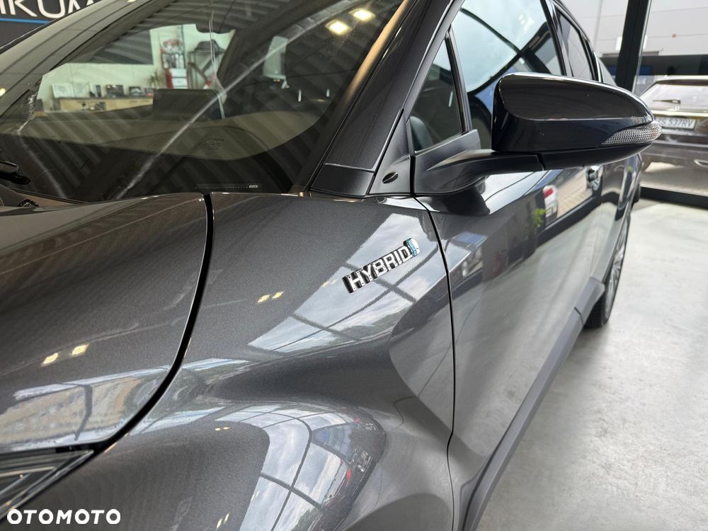 Toyota C-HR 2.0 Hybrid Executive - 24