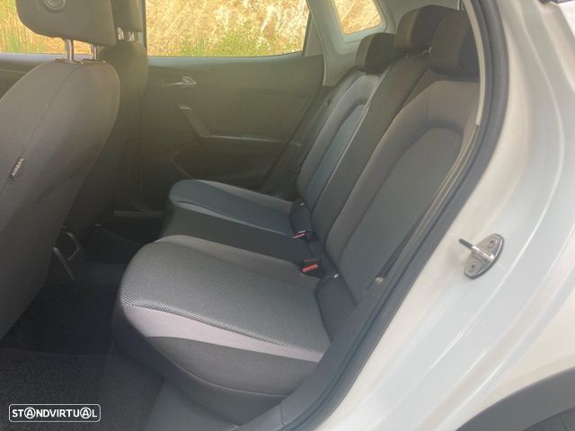 SEAT Arona 1.6 TDI Reference — fotografia 32