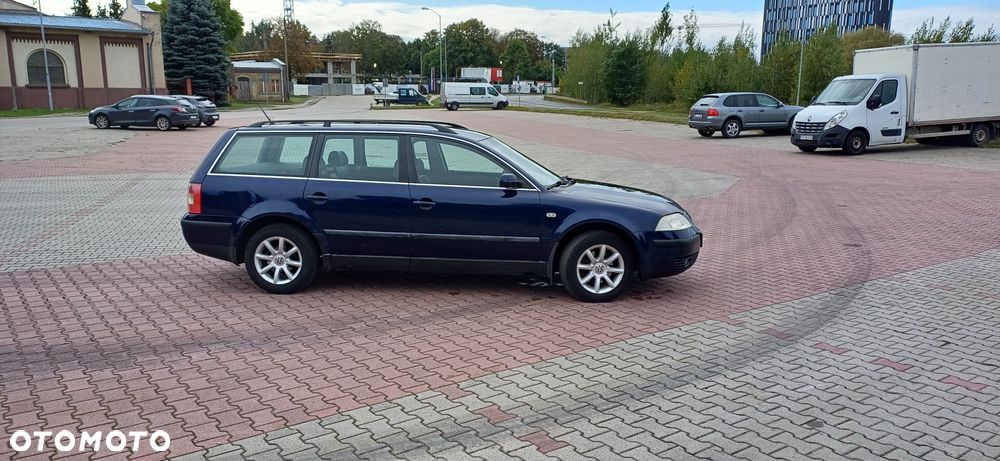 Volkswagen Passat 1.9 TDI Comfortline - 7