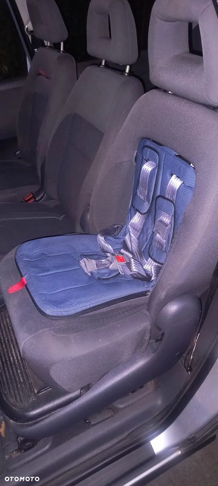 Volkswagen Sharan - 7