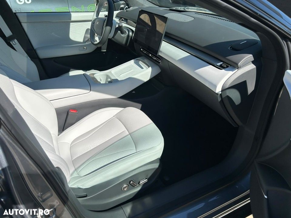 Xpeng P7 - 17