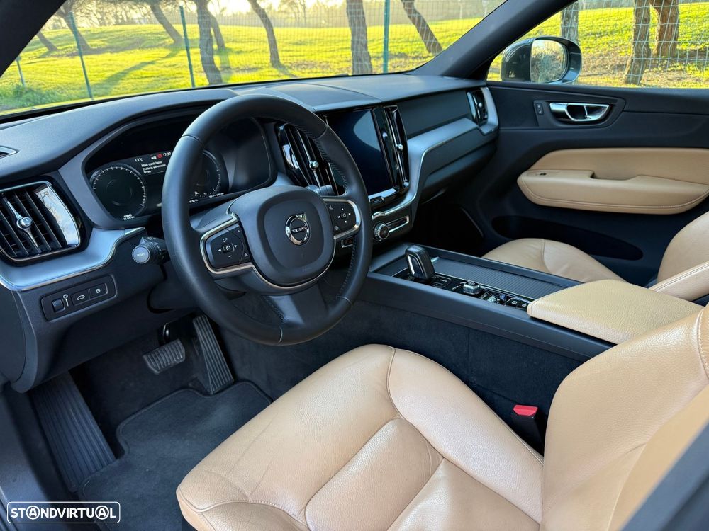 Volvo XC 60 2.0 T8 PHEV Inscription AWD - 45