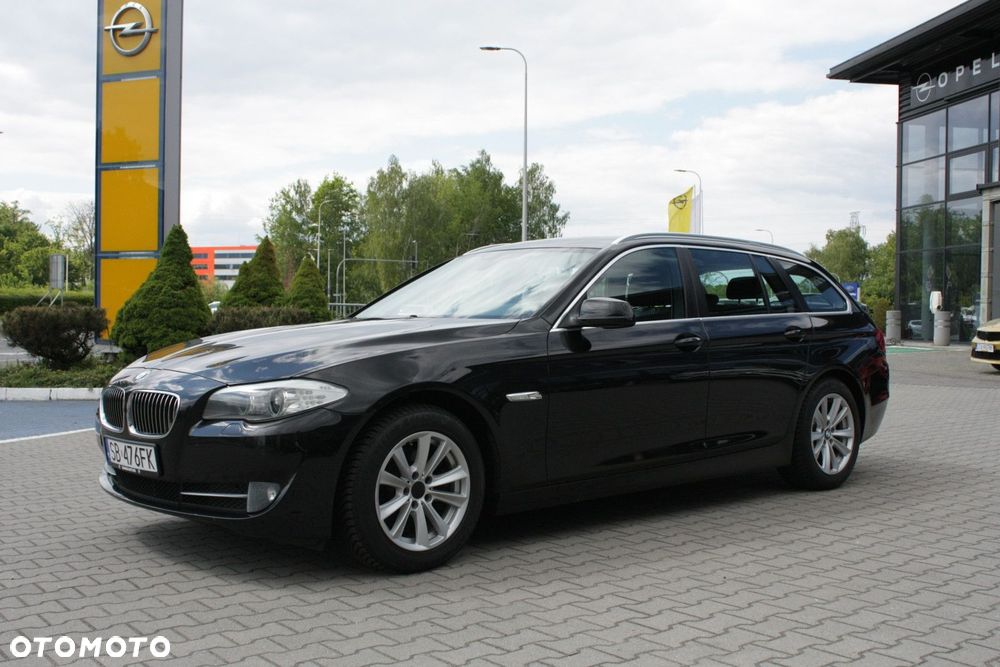 BMW Seria 5 520d - 12