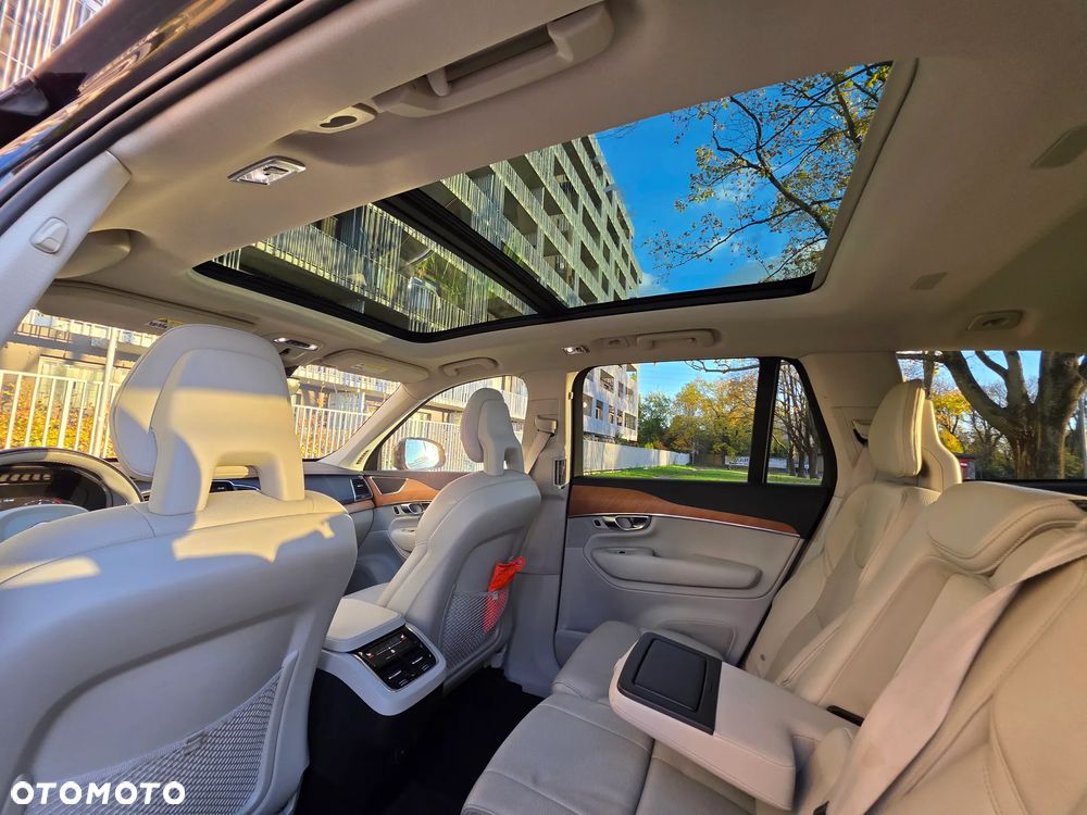 Volvo XC 90 T6 AWD Momentum 7os - 27