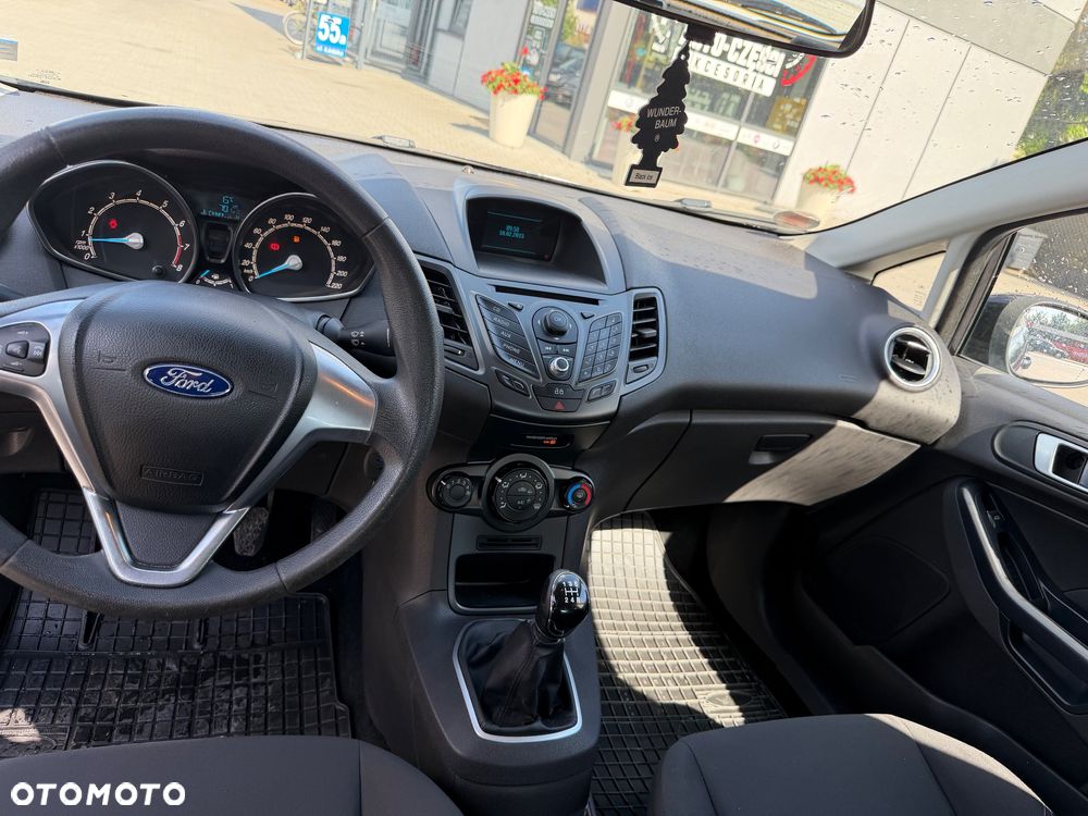 Ford Fiesta 1.25 Titanium - 13