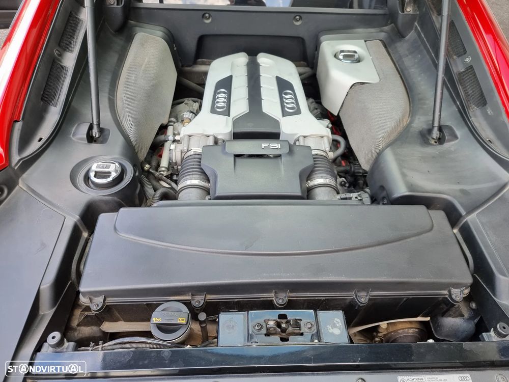 Audi R8 Coupé 4.2 FSI quattro R tronic - 24