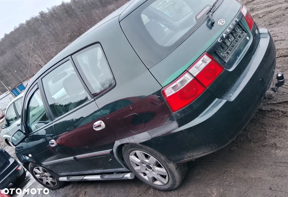 KIA CARENS BENZYNA - 5