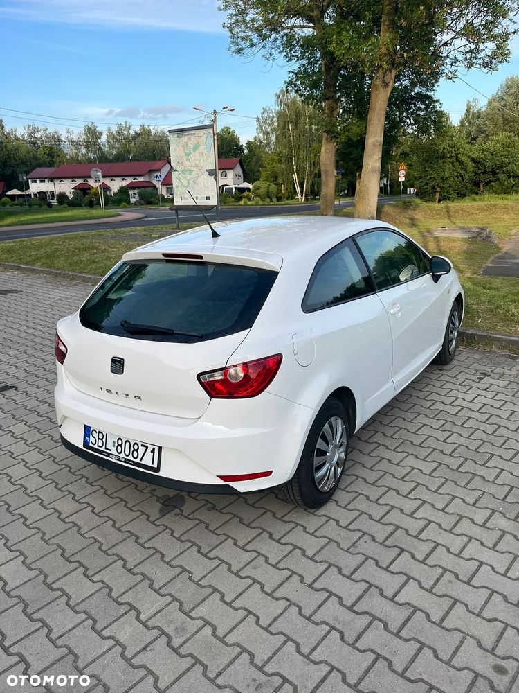 Seat Ibiza SC 1.4 16V Style - 4