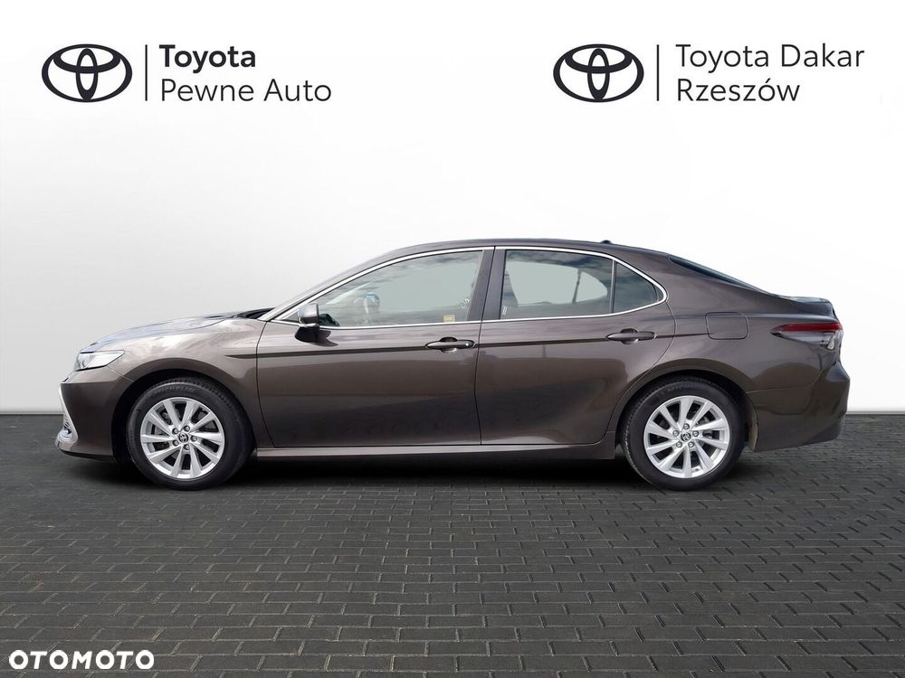 Toyota Camry 2.5 Hybrid Comfort CVT - 2