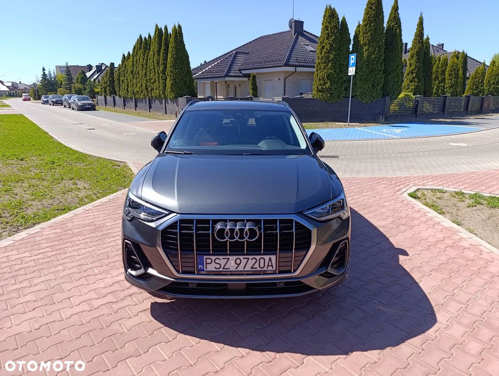 Audi Q3 - 1
