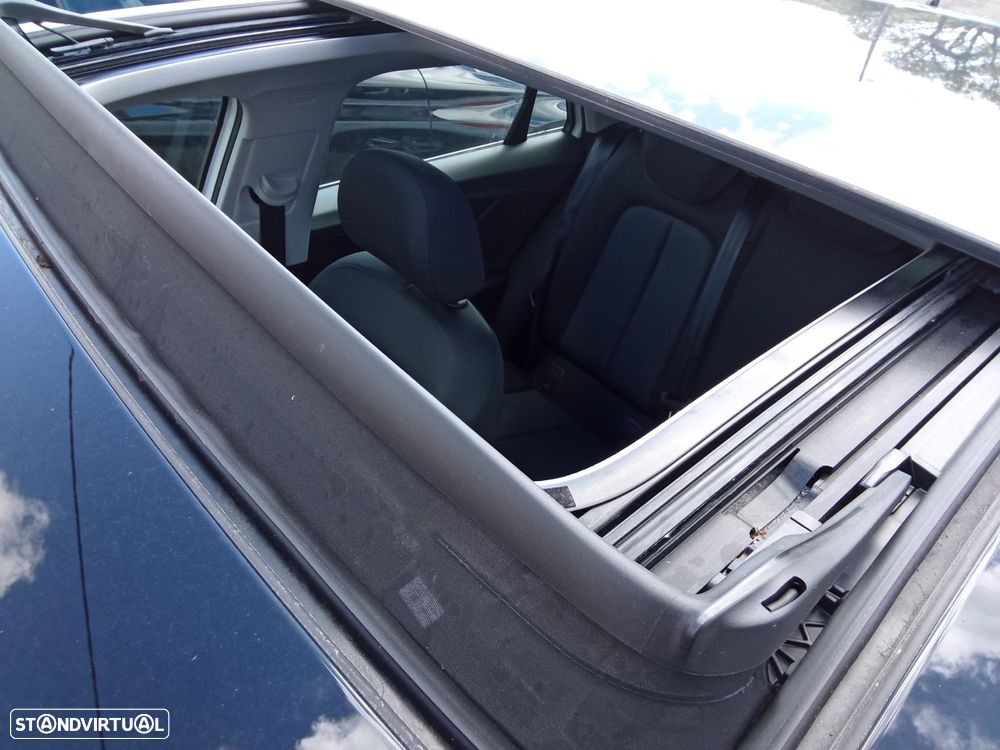 Audi Q2 30 TDI Advanced - 24