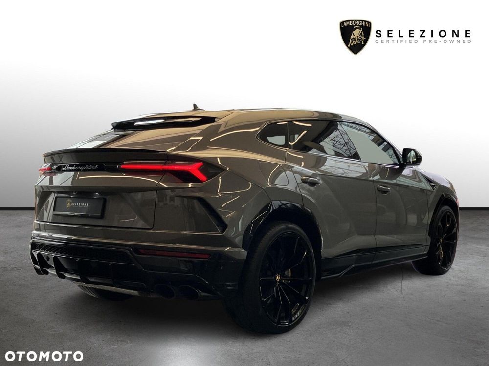 Lamborghini Urus - 3