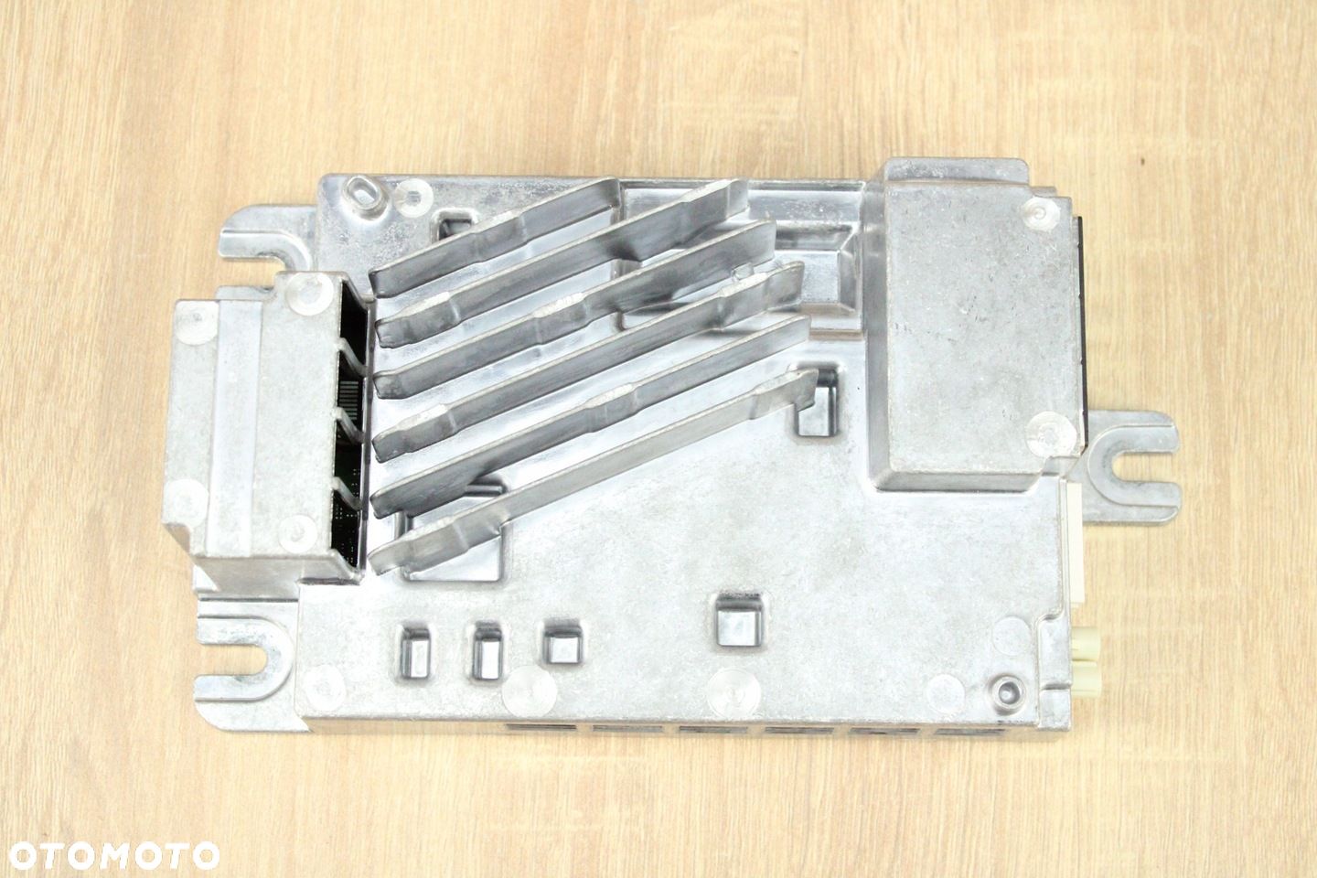 ORYGINALNY WZMACNIACZ HIFI BMW G26 G30 G11 G05 G07 5A57044 17km - 1