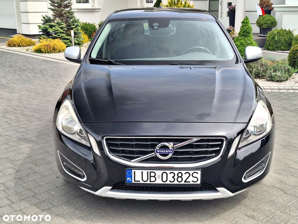 Volvo S60 T3 Edition Pro - 16