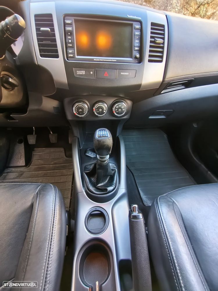 Mitsubishi Outlander 2.2 DI-D Instyle - 8