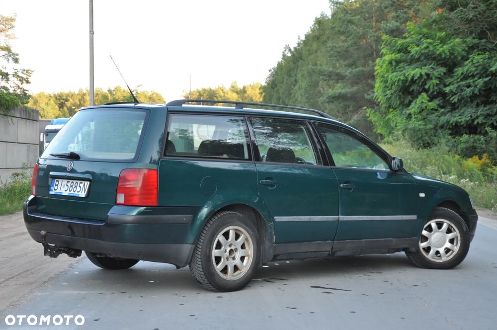 Volkswagen Passat 1.9 TDI CL - 19