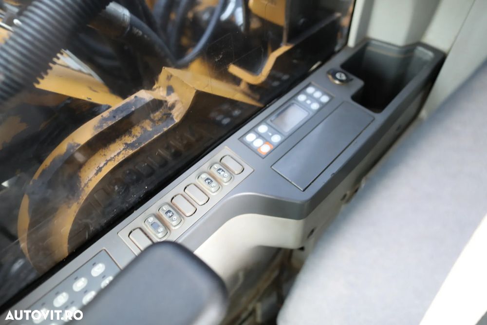 Caterpillar 329 ELN - 16