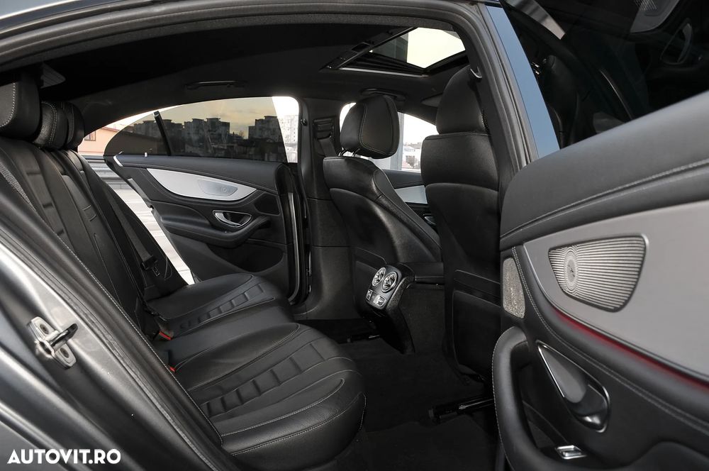 Mercedes-Benz CLS - 5