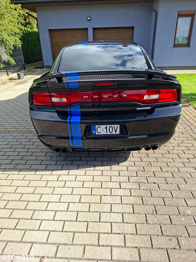 Dodge Charger 5.7 V8 RT - 6