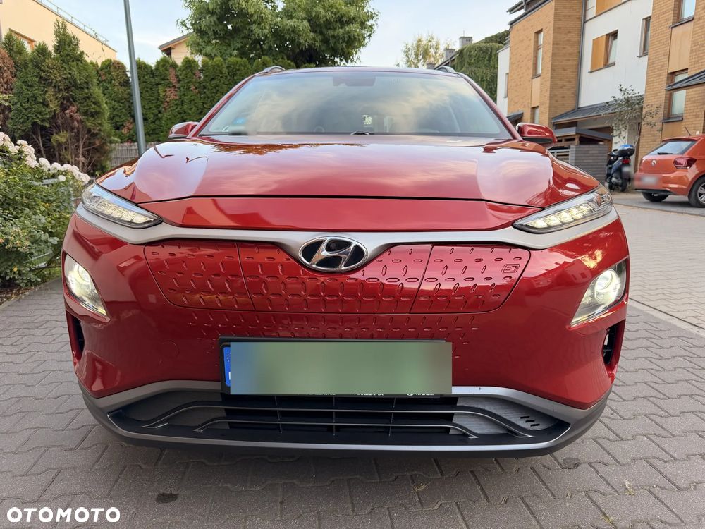 Hyundai Kona 64kWh Premium - 8