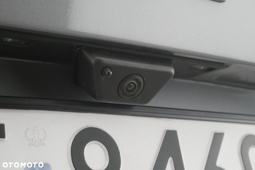 Ford Kuga - 18