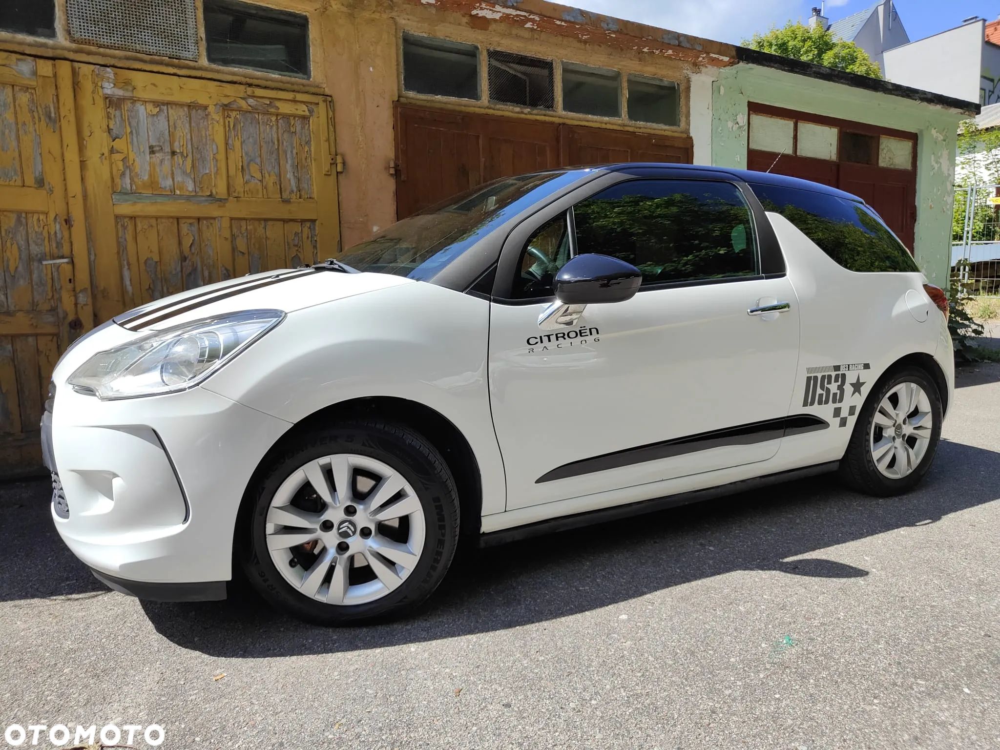 Citroën DS3 1.6 VTi SoChic - 1