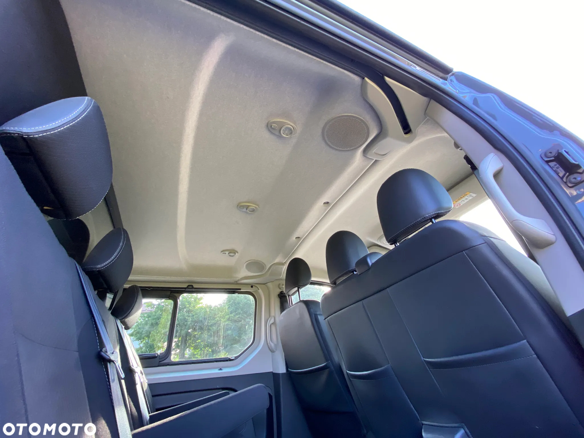 Renault Trafic 2.0 Doka 6 Osobowa Samochód Ciężarowy N1 Rejestracja 11.2021r - 14
