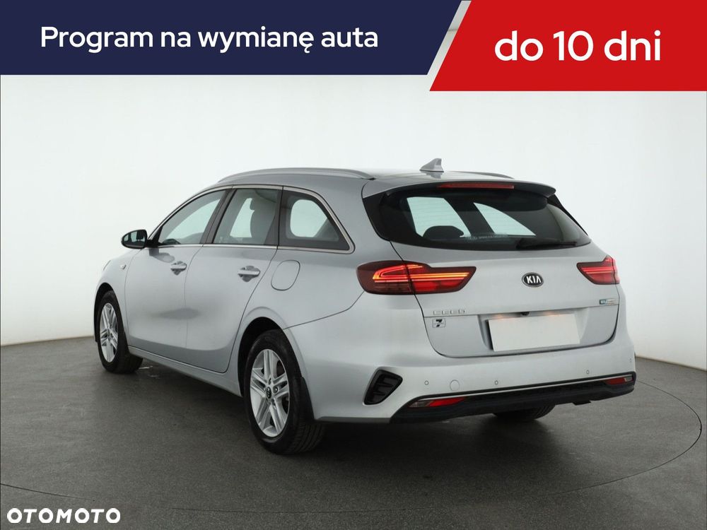 Kia Ceed - 6