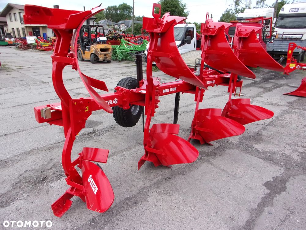 Akpil Pług obrotowy KM-180HP, KM-80R, Mix-Due, KM-80, Euro-Masz PO-4, POM4,  Bomet U-064/1, Pług jednobelkowy Akpil Mix-40, Wirax U018, Euro-Masz PJ4, PJR-4, PJM-4, Pług zagonowy - ramowy Akpil CZH350, CZH400, Euro-Masz Atlas PZ-3, PZ4 - 14