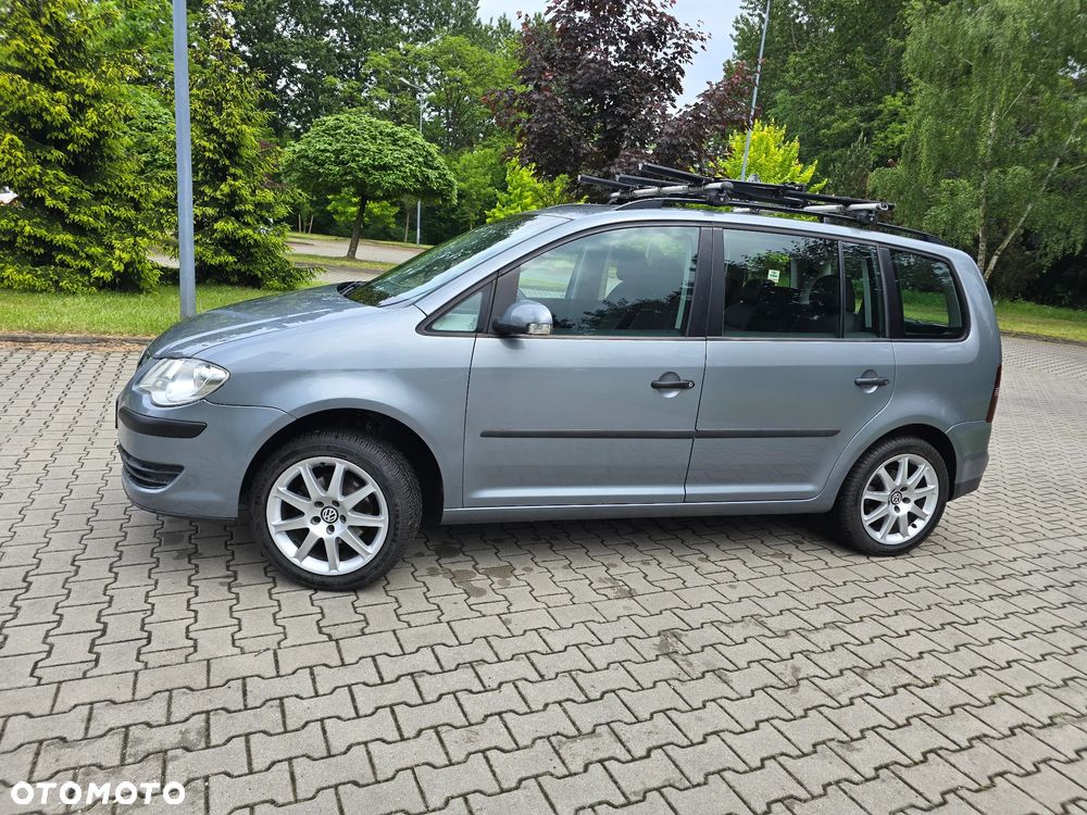 Volkswagen Touran 1.6 Basis - 5