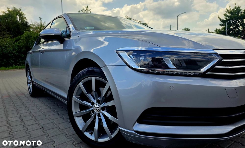 Volkswagen Passat 1.4 TSI BlueMotion Technology DSG Comfortline - 1