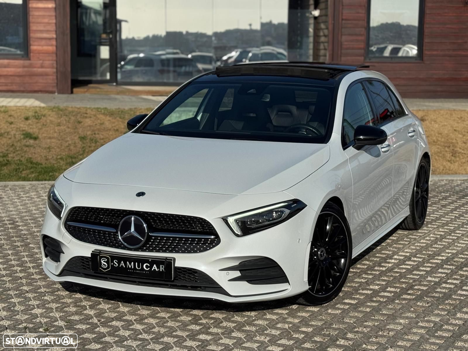 Mercedes-Benz A 180 d 7G-DCT AMG Line - 4