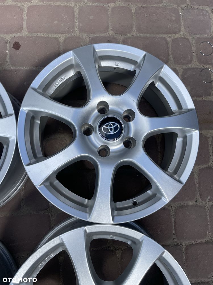 FELGI ALUMINIOWE Toyota 7" x 16" x 5x114,3 x 67,1 x ET 42 - 4