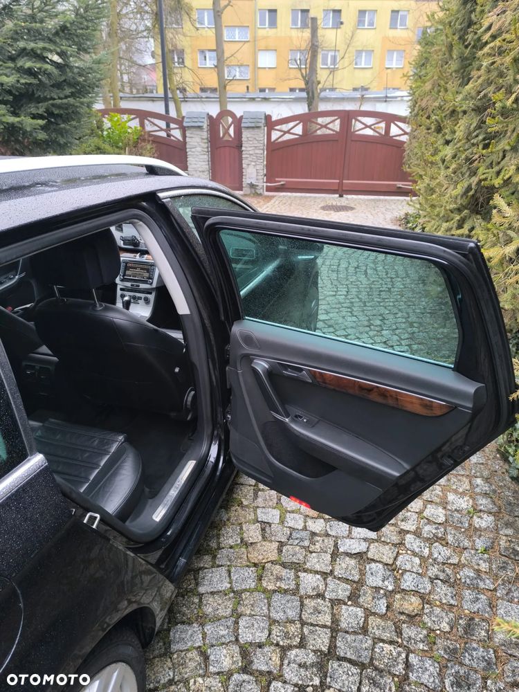Volkswagen Passat 2.0 TDI DPF DSG Highline - 11