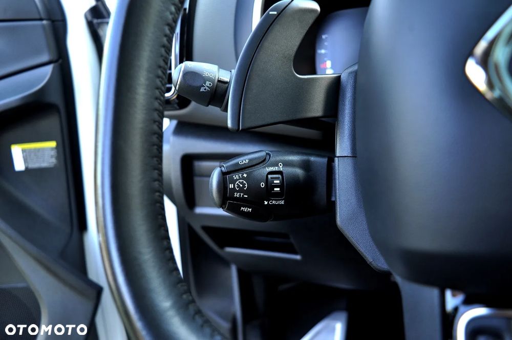 Citroën C5 Aircross 1.2 PureTech Shine EAT8 - 36