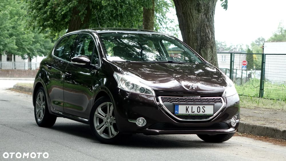 Peugeot 208 120 VTI Allure - 40